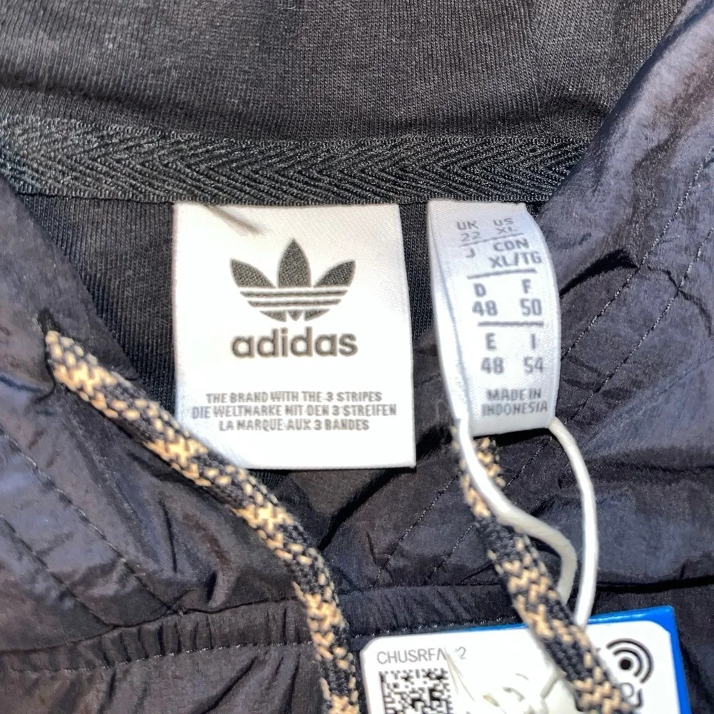 Adidas Fleece Hoodie Pullover Sweatshirt Logo On Chest Size XL New With Tags